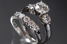 DIAMOND ESSENTIALS DIAMOND ESSENTIALS