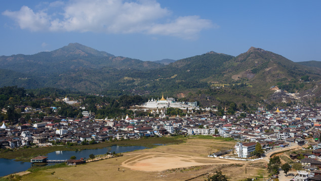 摩谷(mogok)山谷 摩谷(mogok)山谷
