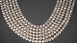 GIA is adding a report comment for the historical trade term “Hanadama” to distinguish a designated quality range of cultured Akoya pearls. GIA is adding a report comment for the historical trade term “Hanadama” to distinguish a designated quality range of cultured Akoya pearls.